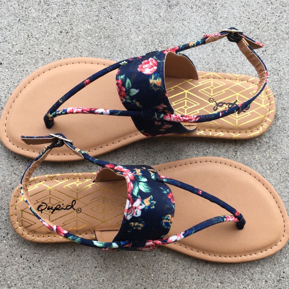 Qupid Denim & Floral Thong Sandals, buckle strap - Picture 4 of 4